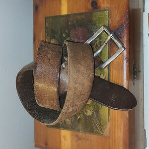 American Eagle brown leather belt